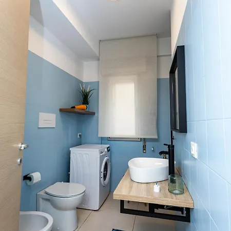 Dieci_e Modern Sea * Scoglitti